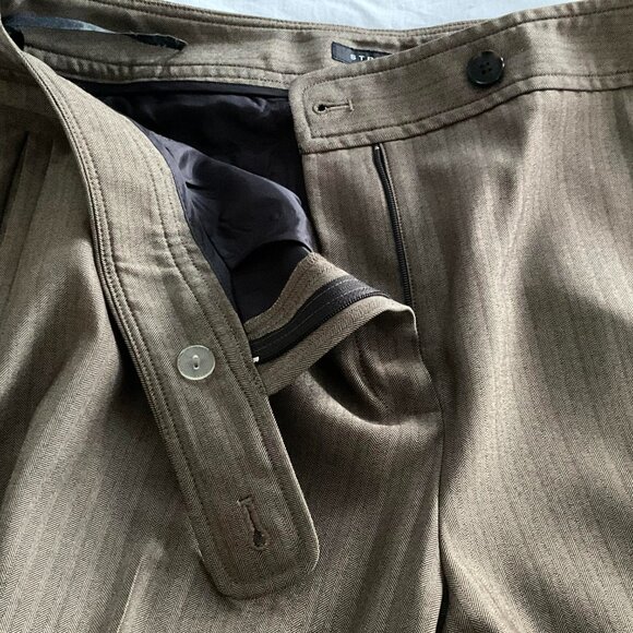 Jones NY Brown blend 2-piece Pant Suit.  Size 10 Jacket. Size 12 Pants. - Picture 11 of 12